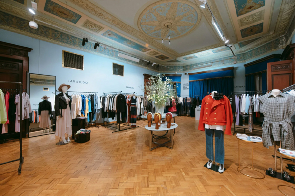 11-го сезона FHUB SHOWROOM &mdash; первого в истории России профессионального B2B шоурума