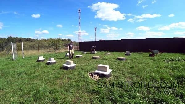 Самый простой и дешёвый фундамент из покрышек