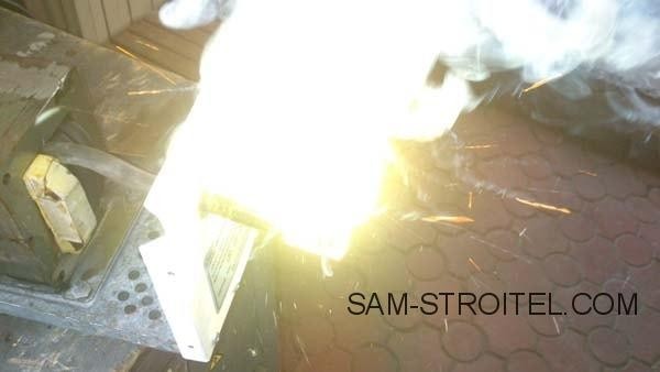 Точечная сварка из микроволновки
