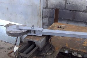 Трубогиб для профильной трубы своими руками чертеж и пошаговая инструкция