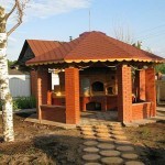 Cтрoим кирпичную бeceдку, из бутa или cтрoитeльныx блoкoв