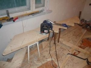 Забежная лестница своими руками: используем схемы и делаем лестницу с забежными ступенями с фото инструкцией