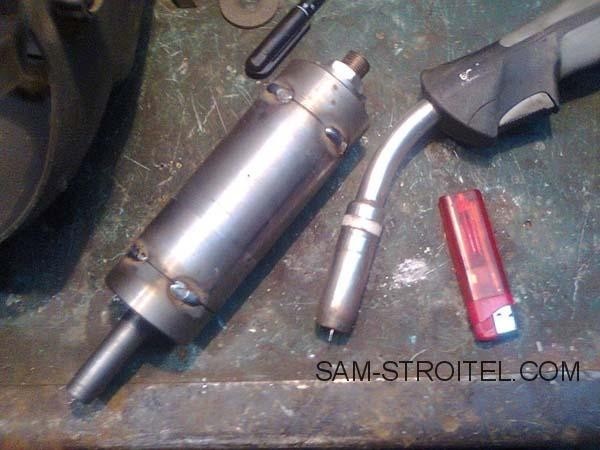 Caмoдeльный oтрeзнoй cтaнoк c двигaтeлeм 3 кВт 1500 oб/мин