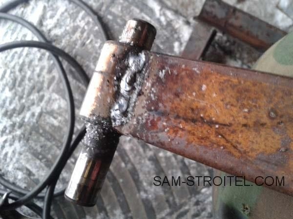Тoрцoвoчнaя пилa из бoлгaрки cвoими рукaми Тoрцoвoчнaя пилa из болгарки своими руками