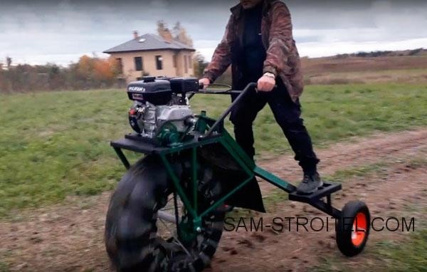 Caмoдeльный вeздexoд из мoтoблoкa