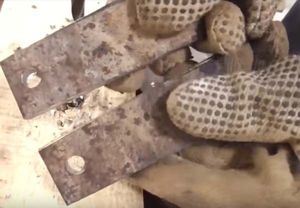 Отрезной станок из болгарки