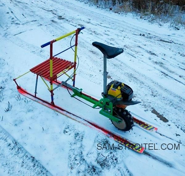 Самодельные сани с мотором от триммера