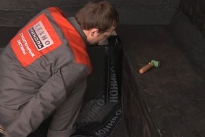 Гидроизоляция фундамента своими руками: нужно ли ее делать каждому владельцу дома