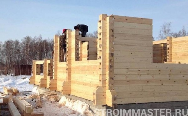 Особенности строительства дома из бруса