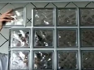 Стеклоблоки &mdash; размеры, цены и технологии монтажа