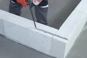 Клей пена для газобетонных блоков