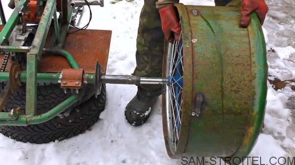Снегоход из бензопилы своими руками