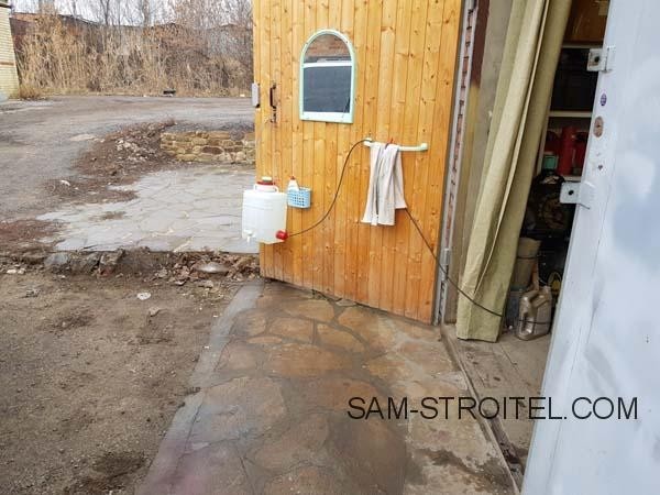 Самодельный рукомойник с подогревом, чтобы мыть руки в гараже