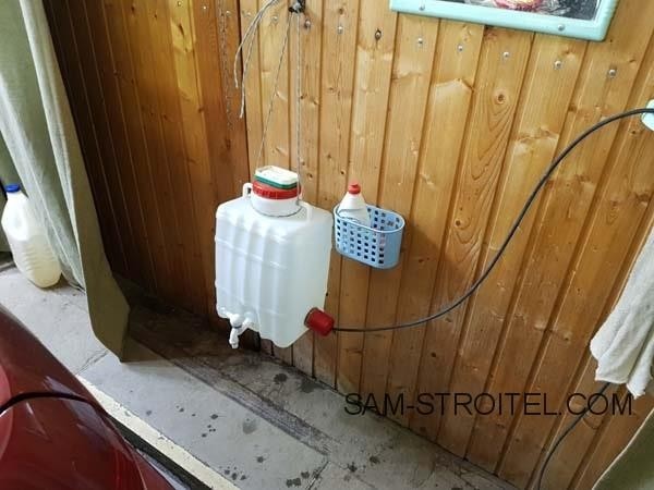 Самодельный рукомойник с подогревом, чтобы мыть руки в гараже