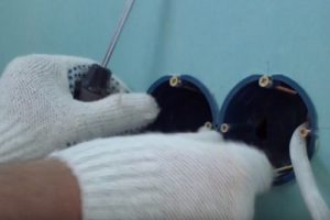Как подключить розетку: подключаем правильно провода к розетке по схеме