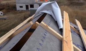 Как правильно крепить профнастил на крышу саморезами: инструкция, как крепить профлист