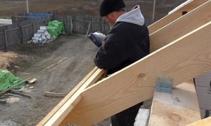 Как правильно крепить профнастил на крышу саморезами: инструкция, как крепить профлист