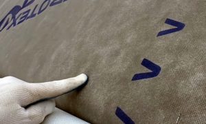 Как правильно крепить профнастил на крышу саморезами: инструкция, как крепить профлист
