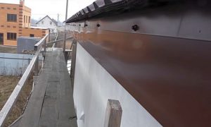 Как правильно крепить профнастил на крышу саморезами: инструкция, как крепить профлист