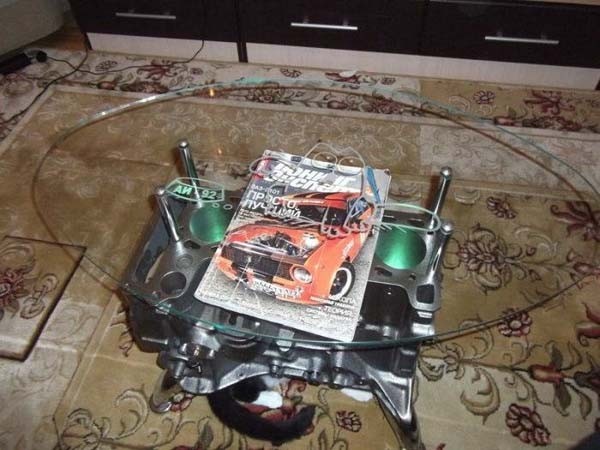 Столик из блока двигателя
