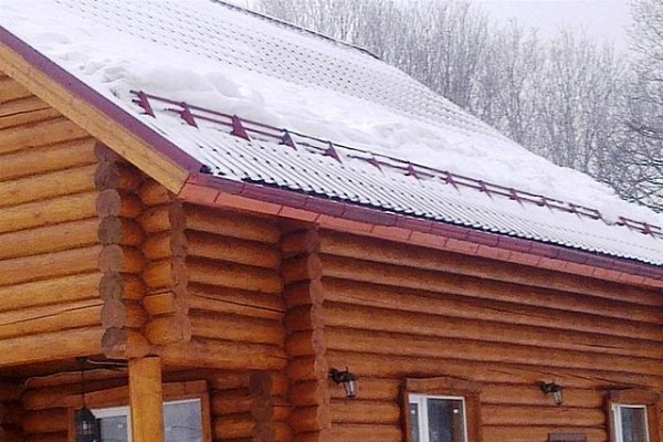 Установка снегозадержателей на крыше из металлочерепицы своими руками: пошаговая инструкция