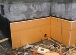 Самостоятельная гидроизоляция фундамента рулонными материалами: цена, пошаговая инструкция Самостоятельная гидроизоляция фундамента рулонными материалами: цена, пошаговая инструкция