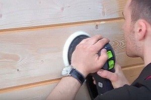 Акриловая краска для дерева для наружных работ: критерии выбора, пошаговая инструкция