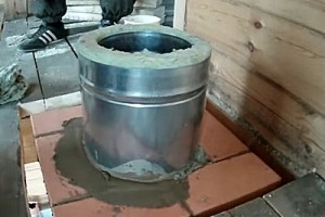 Монтаж дымохода из сэндвич труб через крышу: пошаговая инструкция Монтаж дымохода из сэндвич труб через крышу: пошаговая инструкция