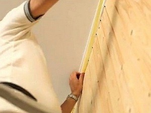 Покраска деревянного дома внутри: пошаговая инструкция