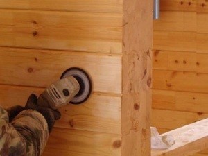 Покраска деревянного дома внутри: пошаговая инструкция