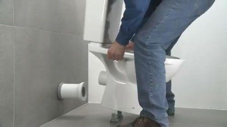 Как поставить унитаз за 8 шагов: пособие для владельцев жилья Как поставить унитаз за 8 шагов: пособие для владельцев жилья