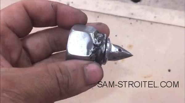 Самодельный токарный станок по дереву из дрели Самодельный токарный станок по дереву из дрели