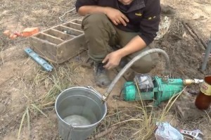 Ручной насос для воды из скважины: обзор моделей и цена