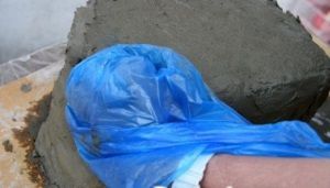 Как сделать искусственный камень своими руками в домашних условиях: пошаговая инструкция