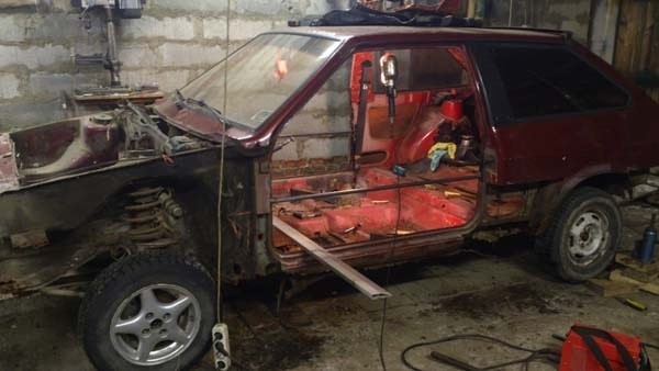 Самодельный гусеничный вездеход Танк V8