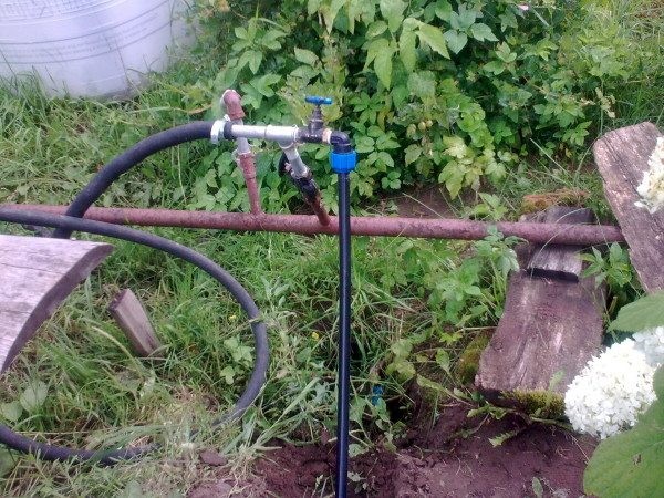 Делаем садовый водопровод за несколько этапов