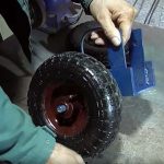 Приспособление для заточки сверл из гайки