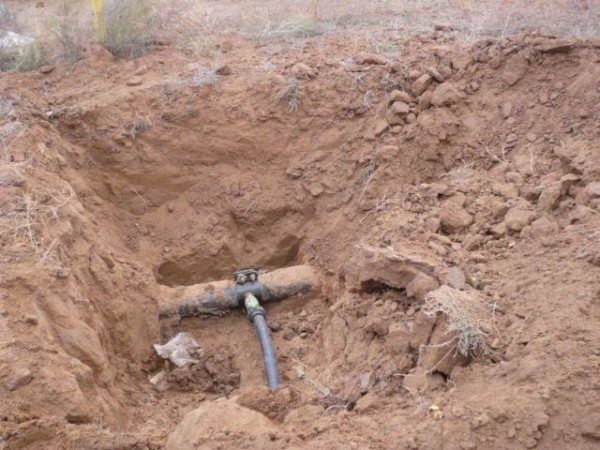 Как сделать врезку в водопровод &ndash; особенности работы