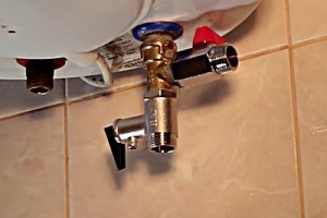 Обратный клапан для водонагревателя: подробное описание