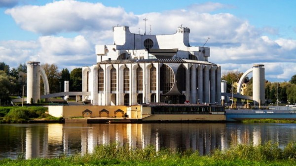 Красивые советские постройки