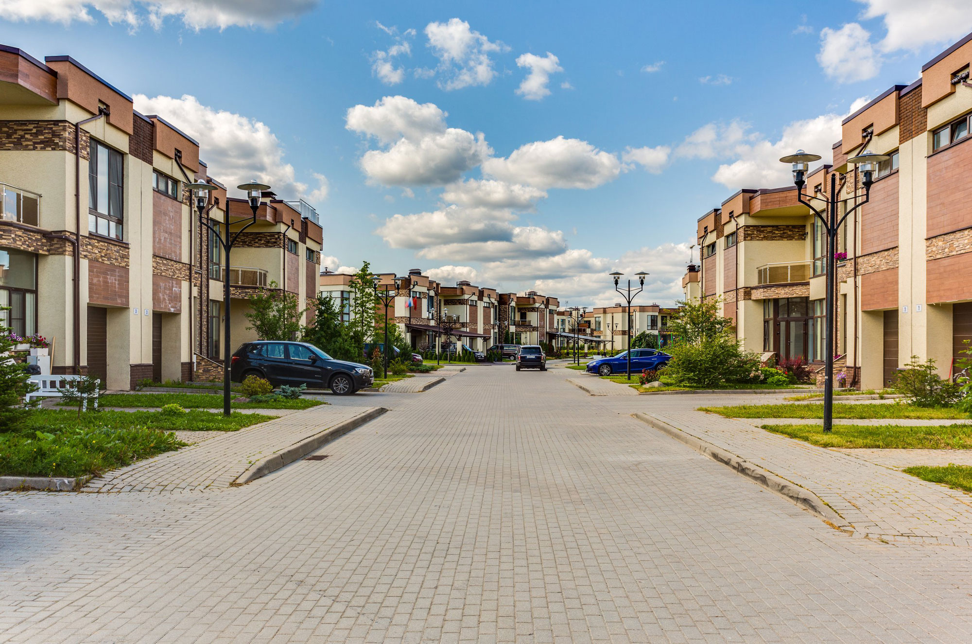 Поселок покровское. КП Покровский Новорижское шоссе. КП Покровский новая Рига. ЖК Покровское новая Рига. Коттеджный поселок деревня Покровское Новорижское.