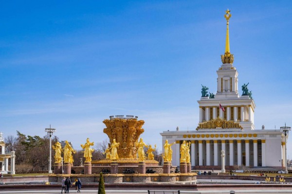 Культурная афиша сентября: куда сходить, что посмотреть в Москве этой осенью Культурная афиша сентября: куда сходить, что посмотреть в Москве этой осенью