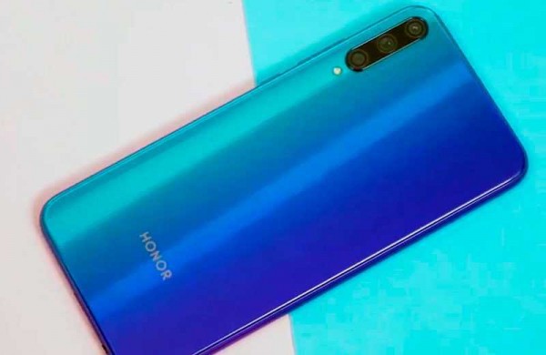 Обзор Honor Play 3: производительный бюджетный телефон Обзор Honor Play 3: производительный бюджетный телефон