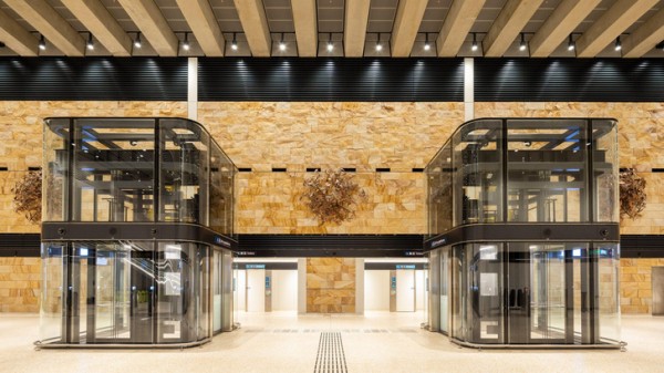 В Сиднее открыли две станции метро по проекту Foster + Partners В Сиднее открыли две станции метро по проекту Foster + Partners