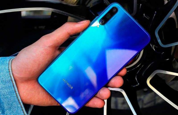 Обзор Honor Play 3: производительный бюджетный телефон Обзор Honor Play 3: производительный бюджетный телефон