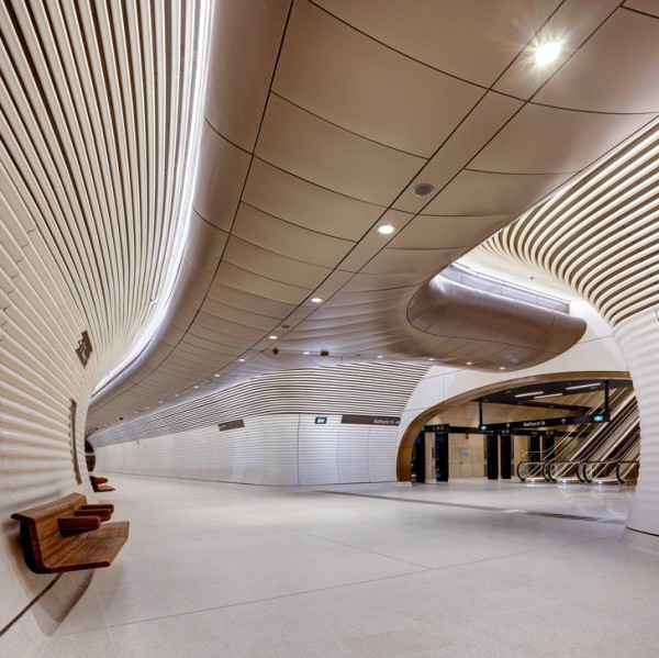 В Сиднее открыли две станции метро по проекту Foster + Partners В Сиднее открыли две станции метро по проекту Foster + Partners