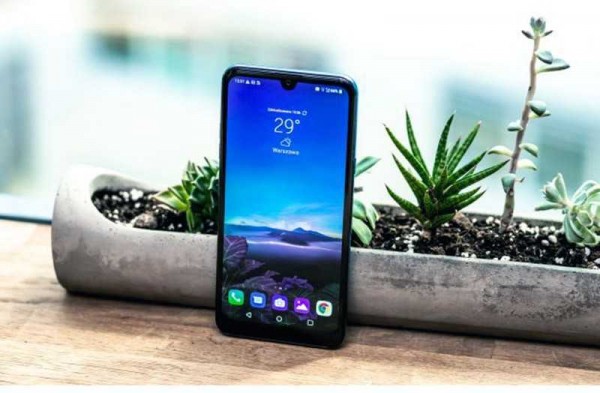 Обзор LG Q60: смартфон с проблемами и завышенной ценой Обзор LG Q60: смартфон с проблемами и завышенной ценой