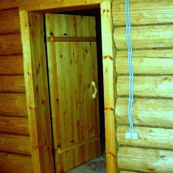 Дверь для бани из липы
Дверь для бани из липы