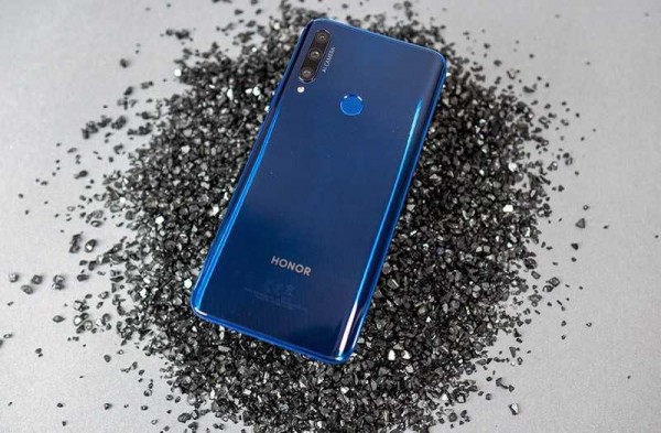 Обзор Honor 9X: роскошный вид и знакомые компоненты Обзор Honor 9X: роскошный вид и знакомые компоненты