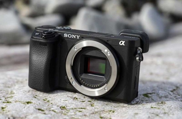 Обзор Sony A6400: беззеркальная камера с лучшим автофокусом Обзор Sony A6400: беззеркальная камера с лучшим автофокусом
